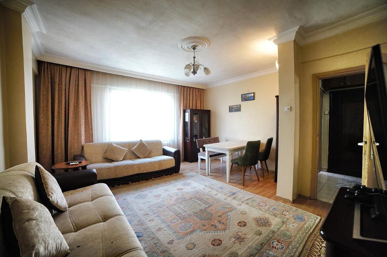 Private Room Close To Merter And Gungoren Textile Center İstanbul Dış mekan fotoğraf